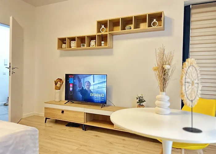 Modern - Near Plaza Mall With Balcony