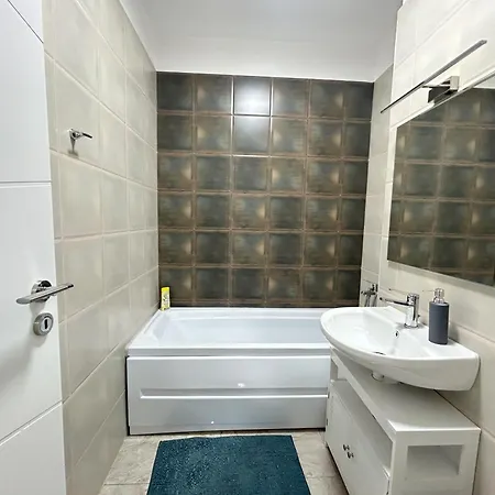 דירה Modern - Near Plaza Mall With Balcony בוקרשט